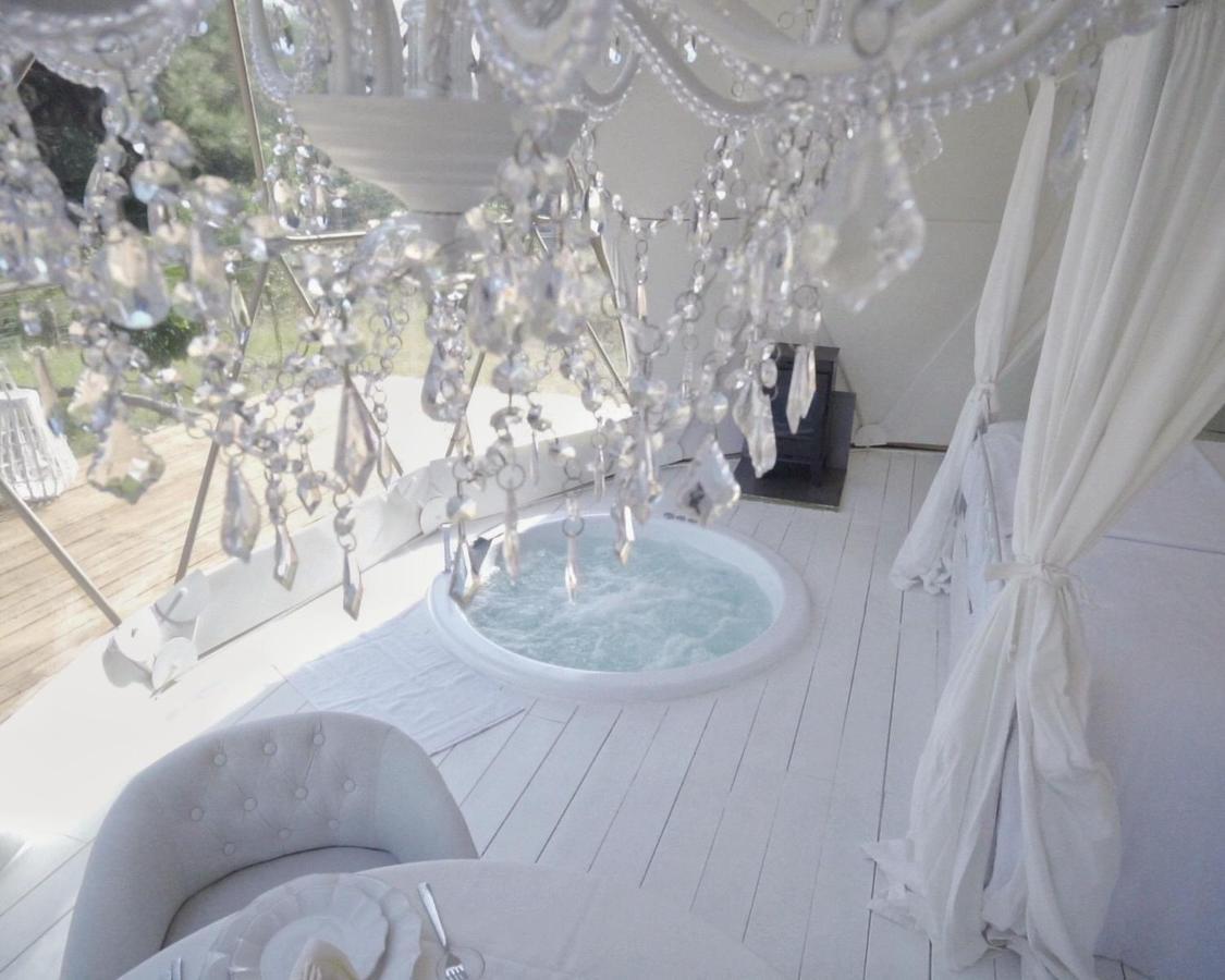 Domo Suites Masía Cal Geperut Badalona Exterior foto